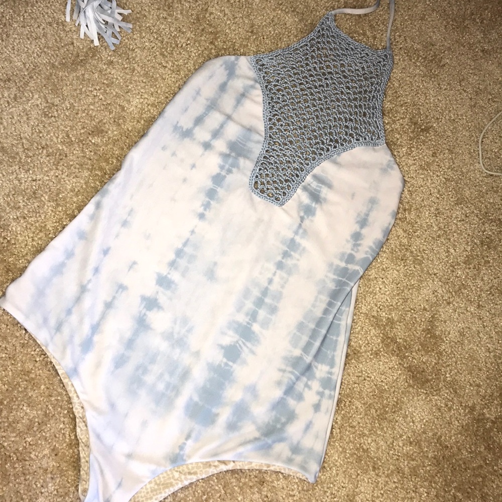 Small acacia one piece